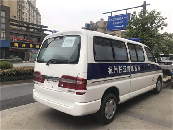 北京租赁私人救护车联系电话